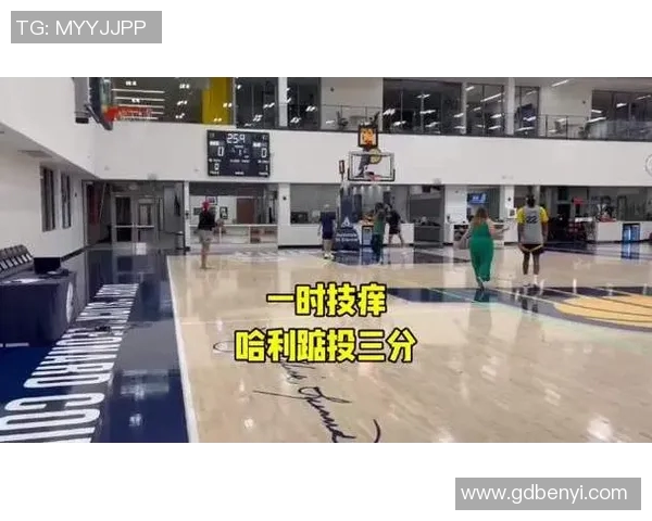 手感火热!哈利伯顿三分再中引爆主场 手感火热!哈利伯顿三分再中引爆主场