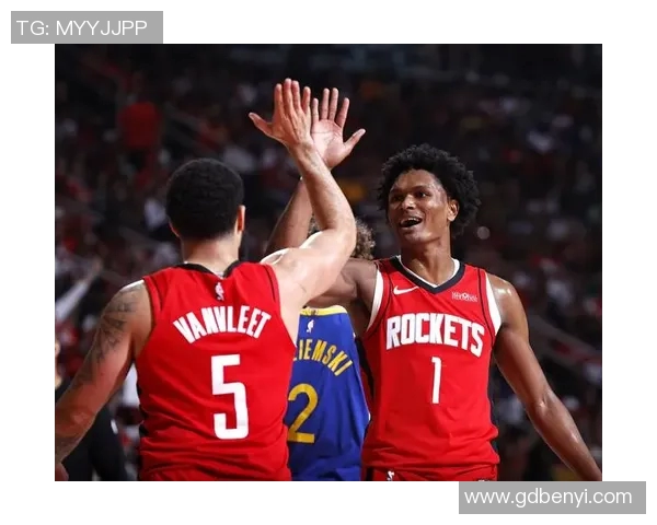 8人上双终结6连败！替补狂轰62分立大功，勇士旧将3中0一分未得