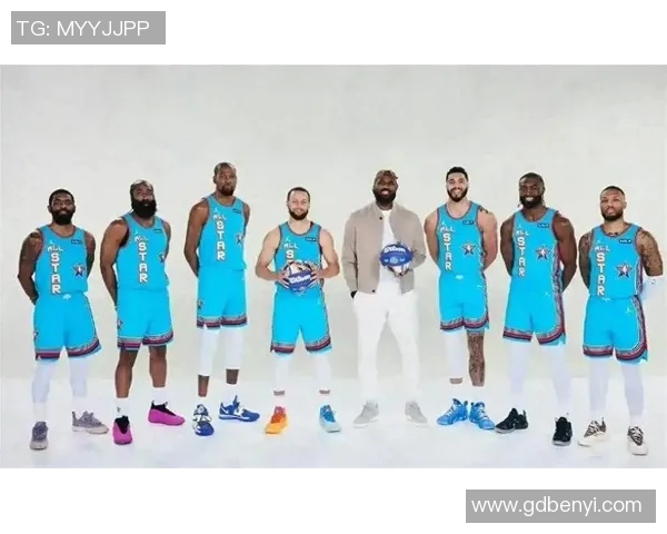 第2轮全明星东西部投票：字母、东契奇分列第1，詹姆斯西部第8